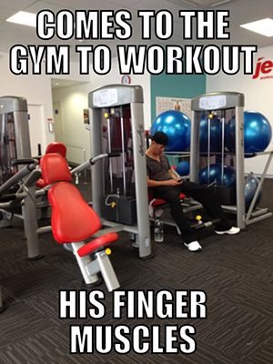 phone-at-the-gym-etiquette